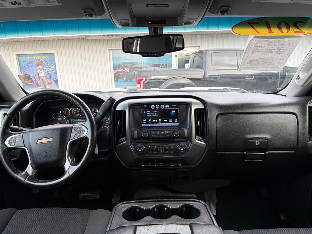 2017 Chevrolet Silverado 1500 Image 12