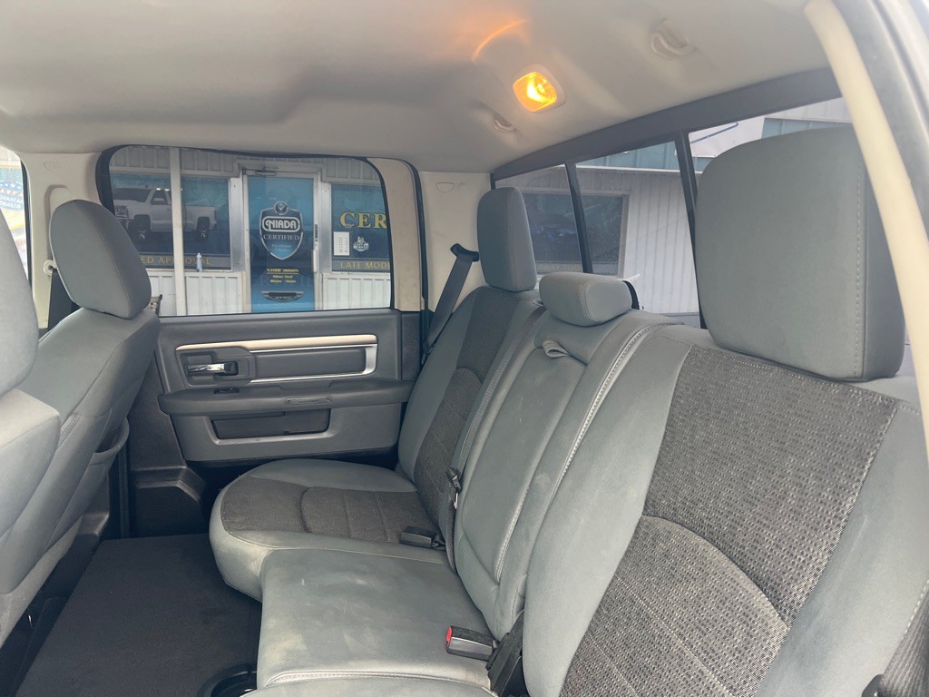 2014 RAM 1500 Image 11