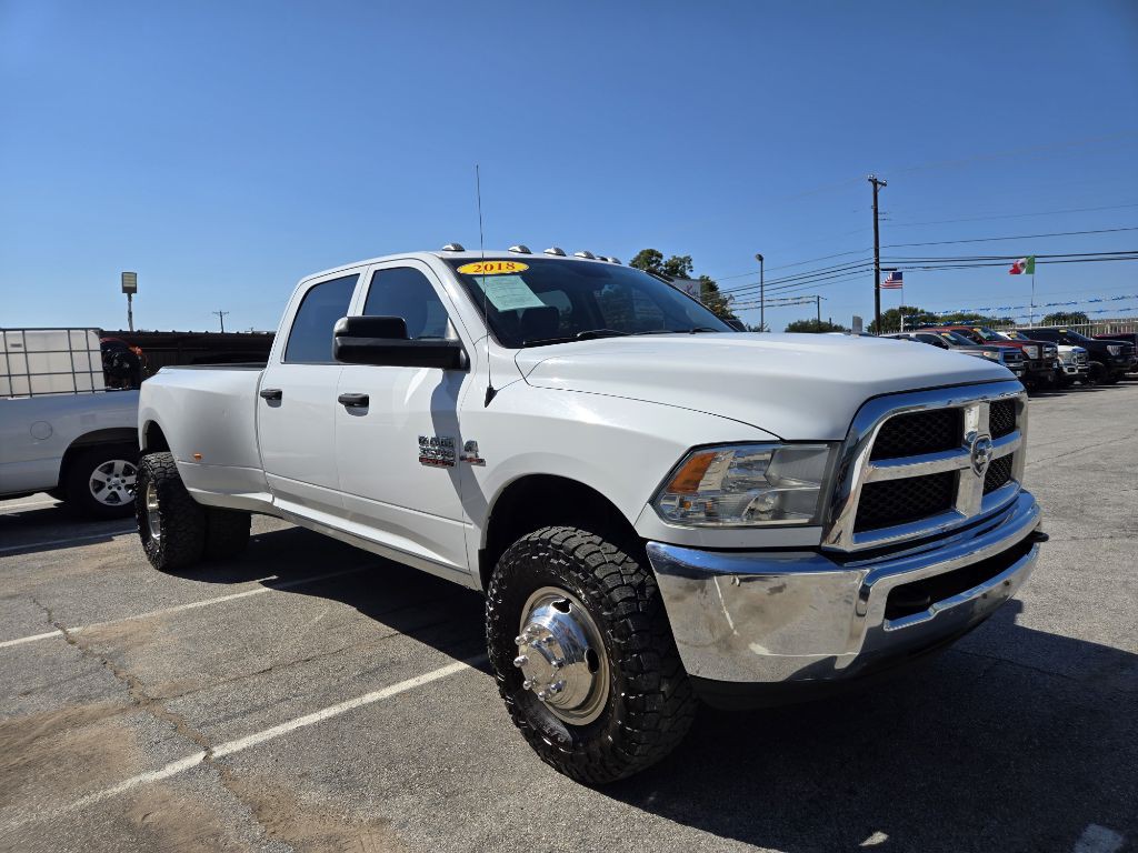 2018 RAM 3500 Image 7