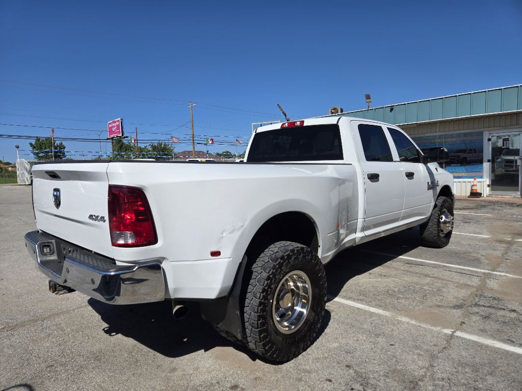 2018 RAM 3500 Image 3