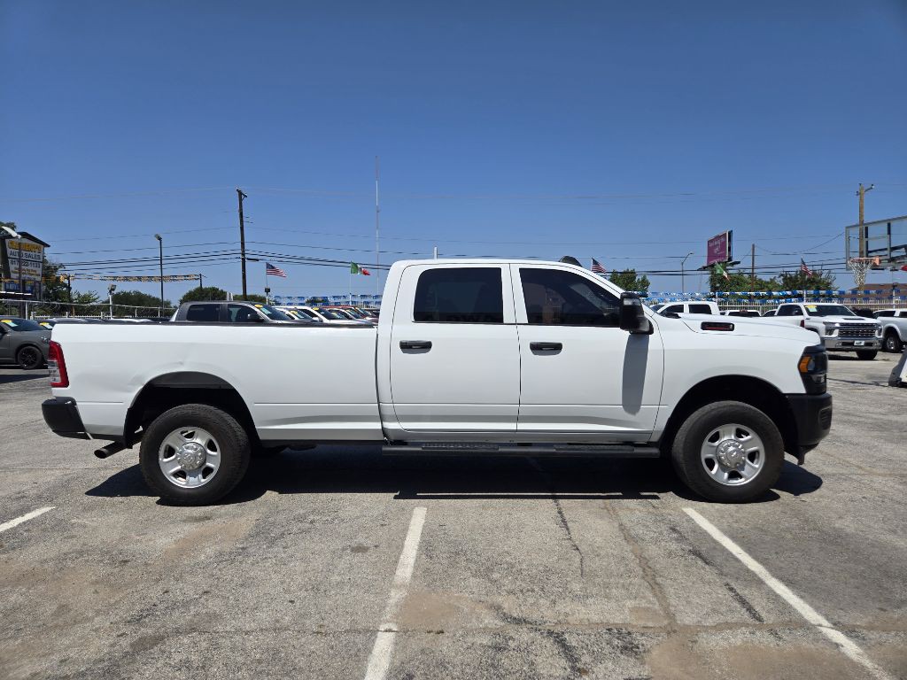 2023 RAM 2500 Image 6