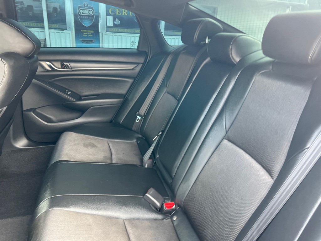 2020 Honda Accord Image 10