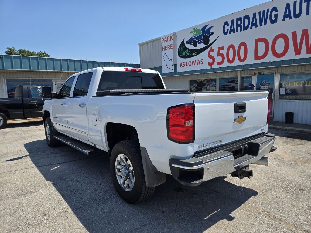 2019 Chevrolet Silverado 1500 Image 3