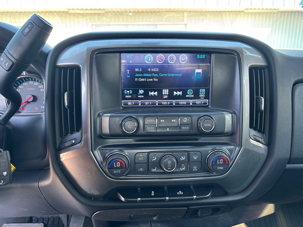 2018 Chevrolet Silverado 1500 Image 17