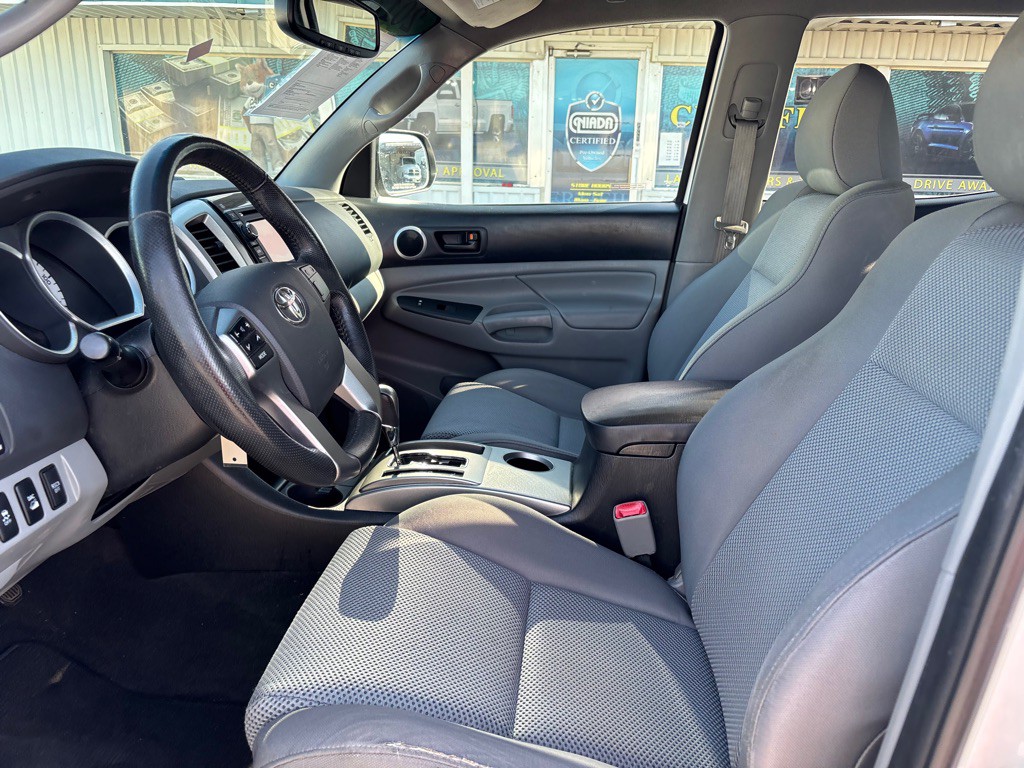 2012 Toyota Tacoma Image 10