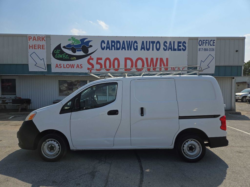2016 Nissan NV200 Image 2