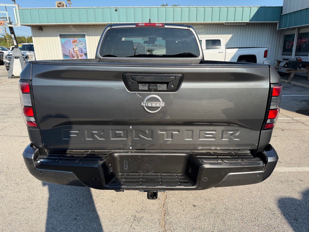 2022 Nissan Frontier Image 4