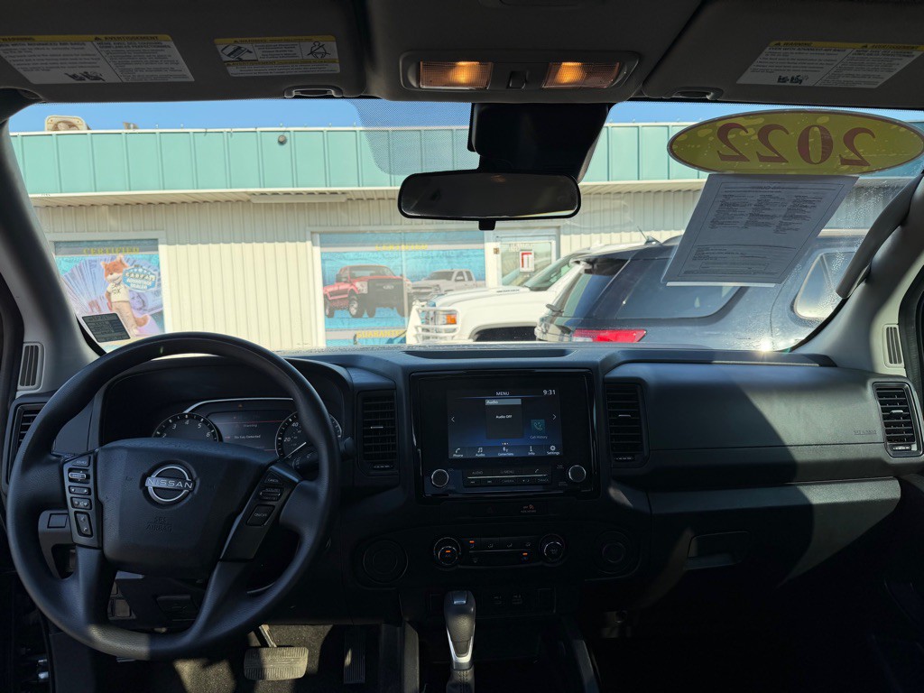 2022 Nissan Frontier Image 12