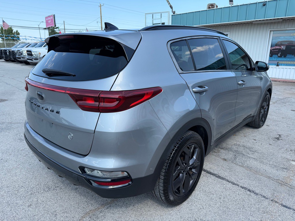 2022 Kia Sportage Image 5