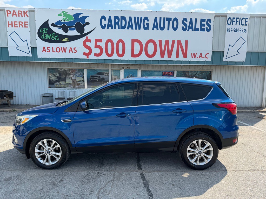 2019 Ford Escape Image 2
