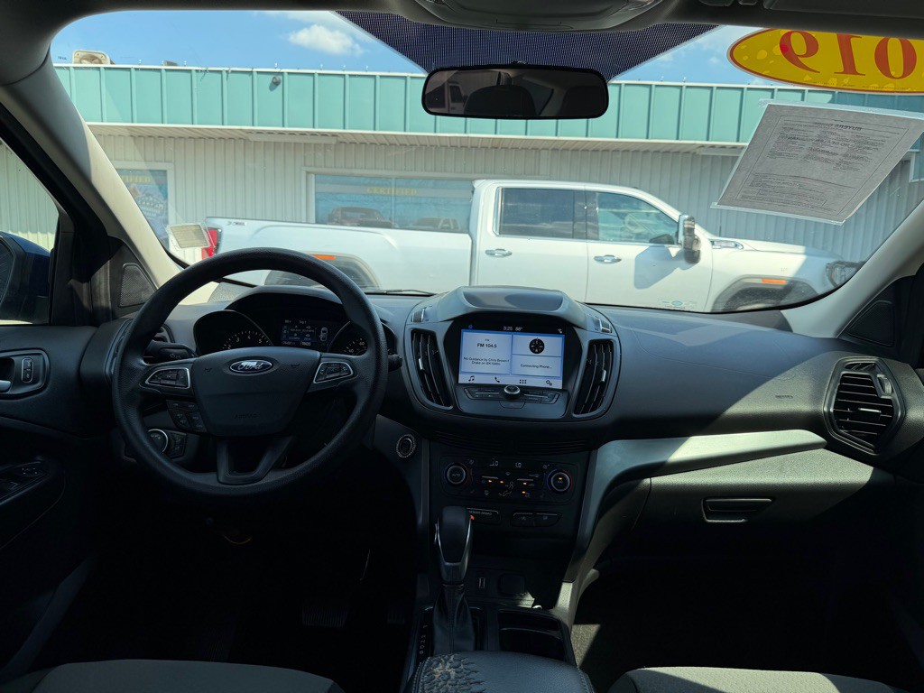 2019 Ford Escape Image 16