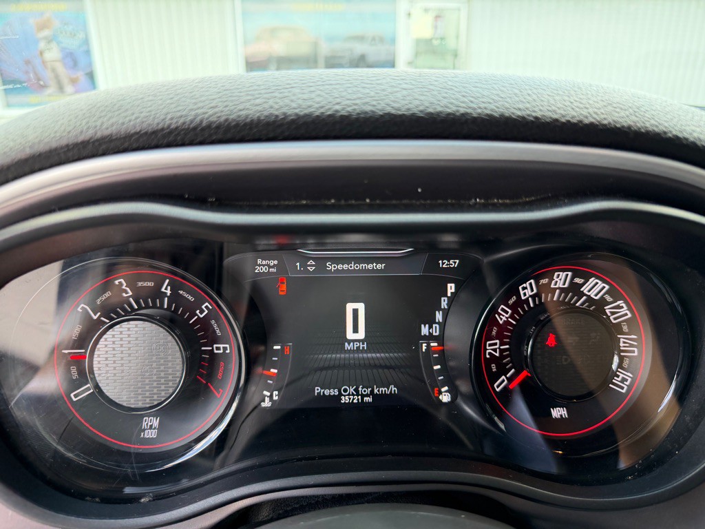 2022 Dodge Challenger Image 11