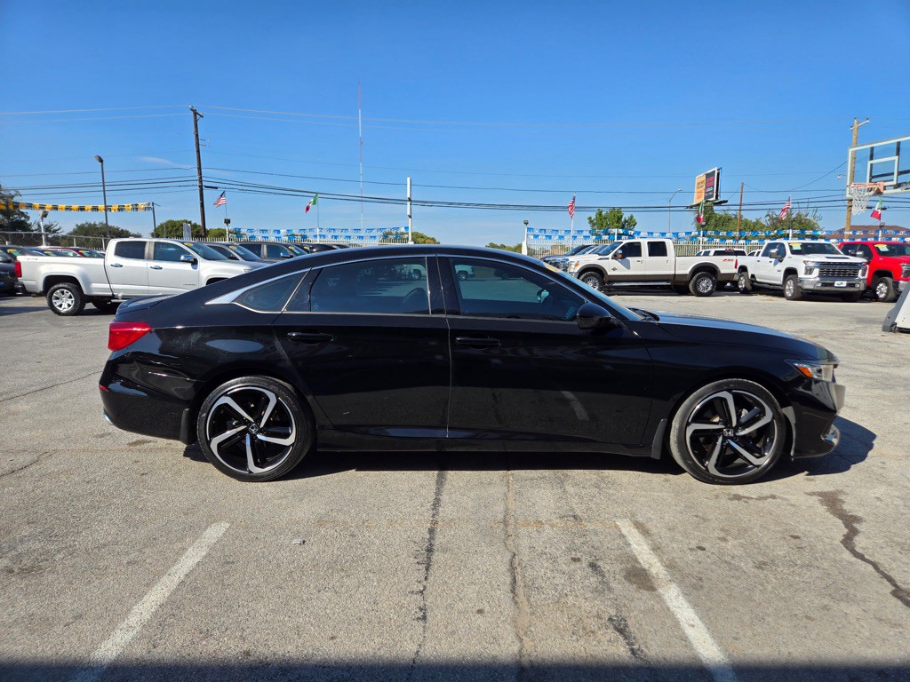 2022 Honda Accord Image 6