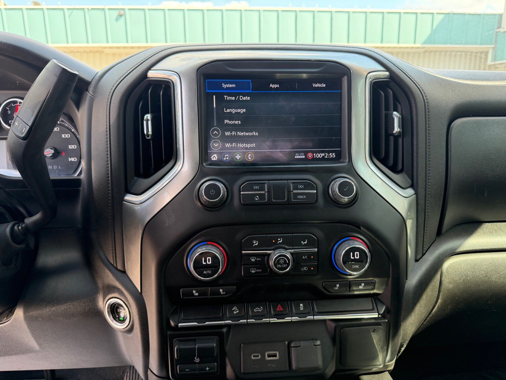 2023 Chevrolet Silverado 1500 Image 17