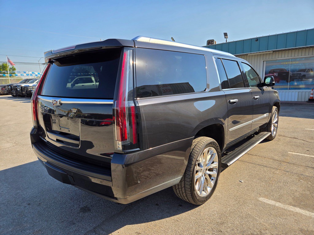 2019 Cadillac Escalade Image 5