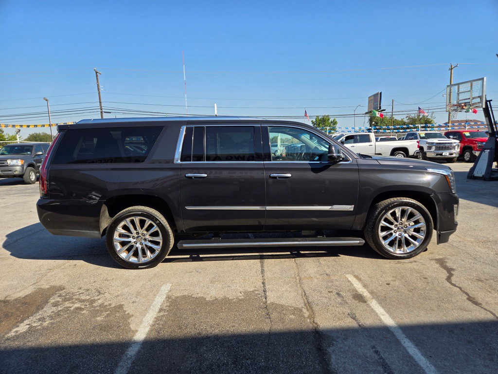 2019 Cadillac Escalade Image 6
