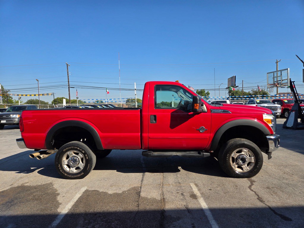 2011 Ford F-350 Image 6