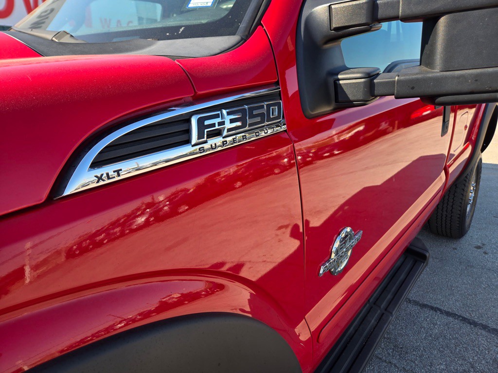 2011 Ford F-350 Image 10