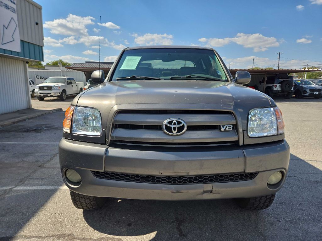 2004 Toyota Tundra Image 8