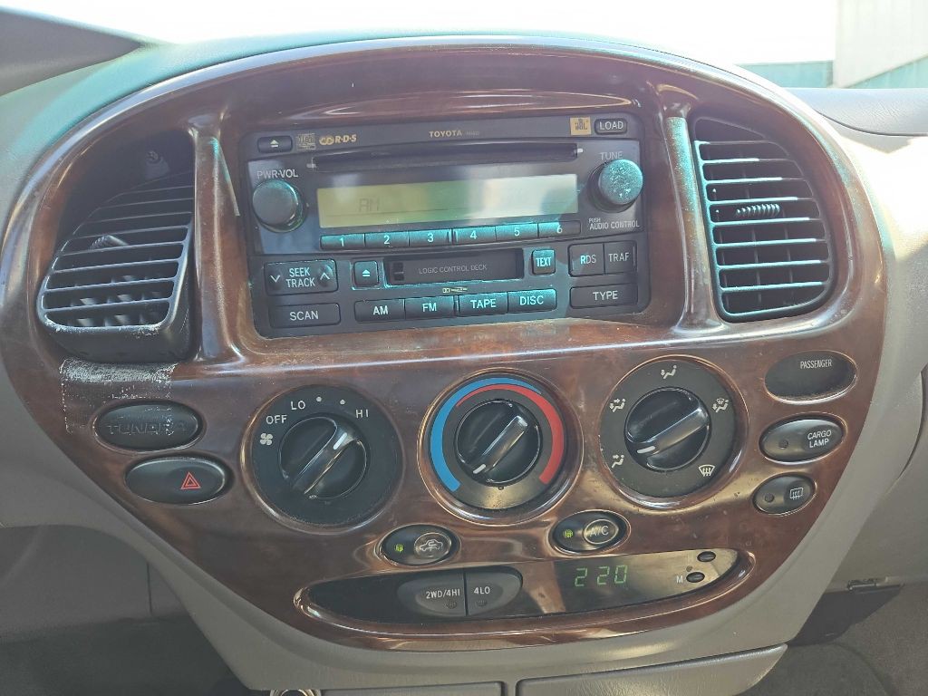 2004 Toyota Tundra Image 14