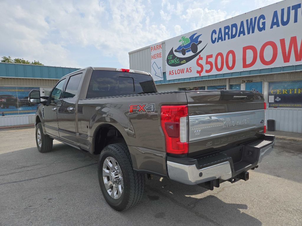 2017 Ford F-250 Image 3