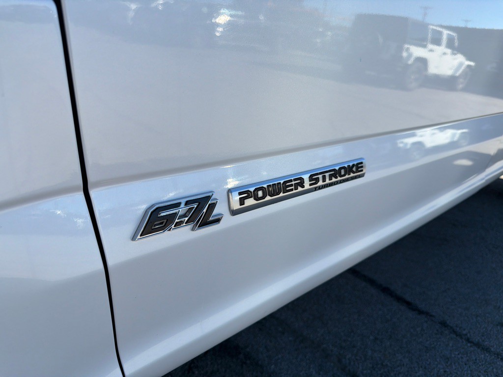 2017 Ford F-350 Image 10