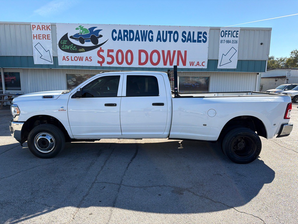 2020 RAM 3500 Image 2