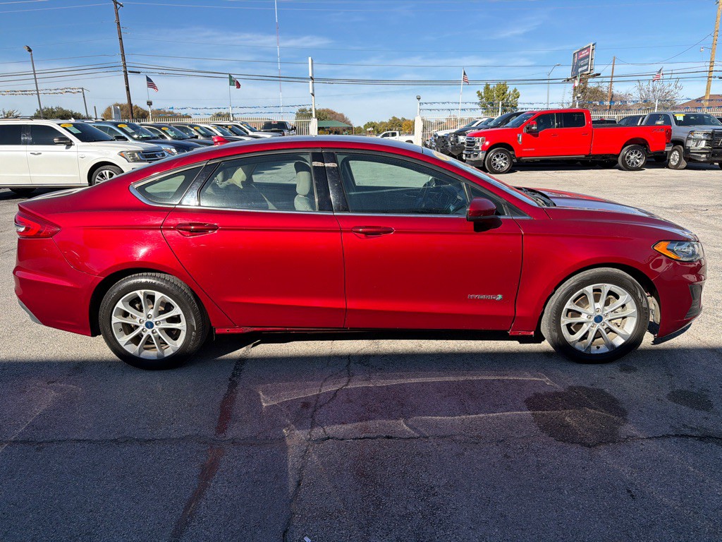 2019 Ford Fusion Image 6