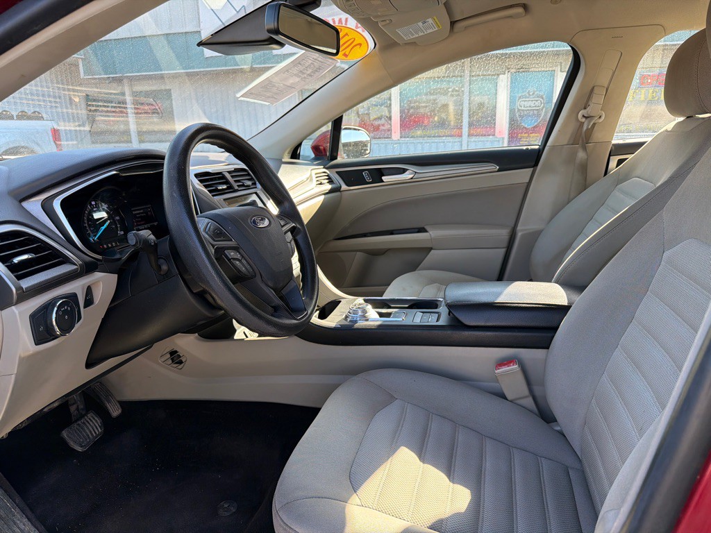 2019 Ford Fusion Image 9