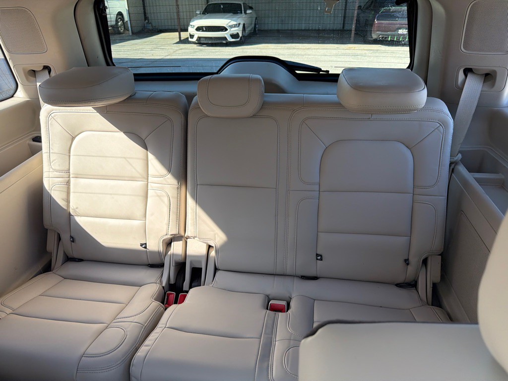 2020 Lincoln Navigator Image 13