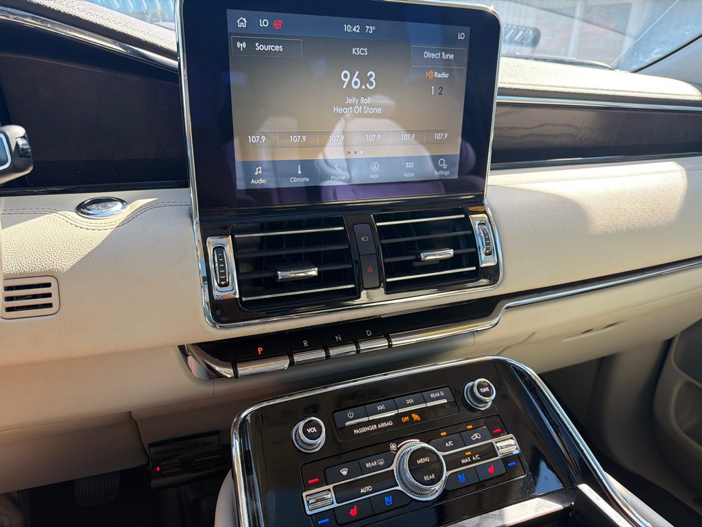 2020 Lincoln Navigator Image 18