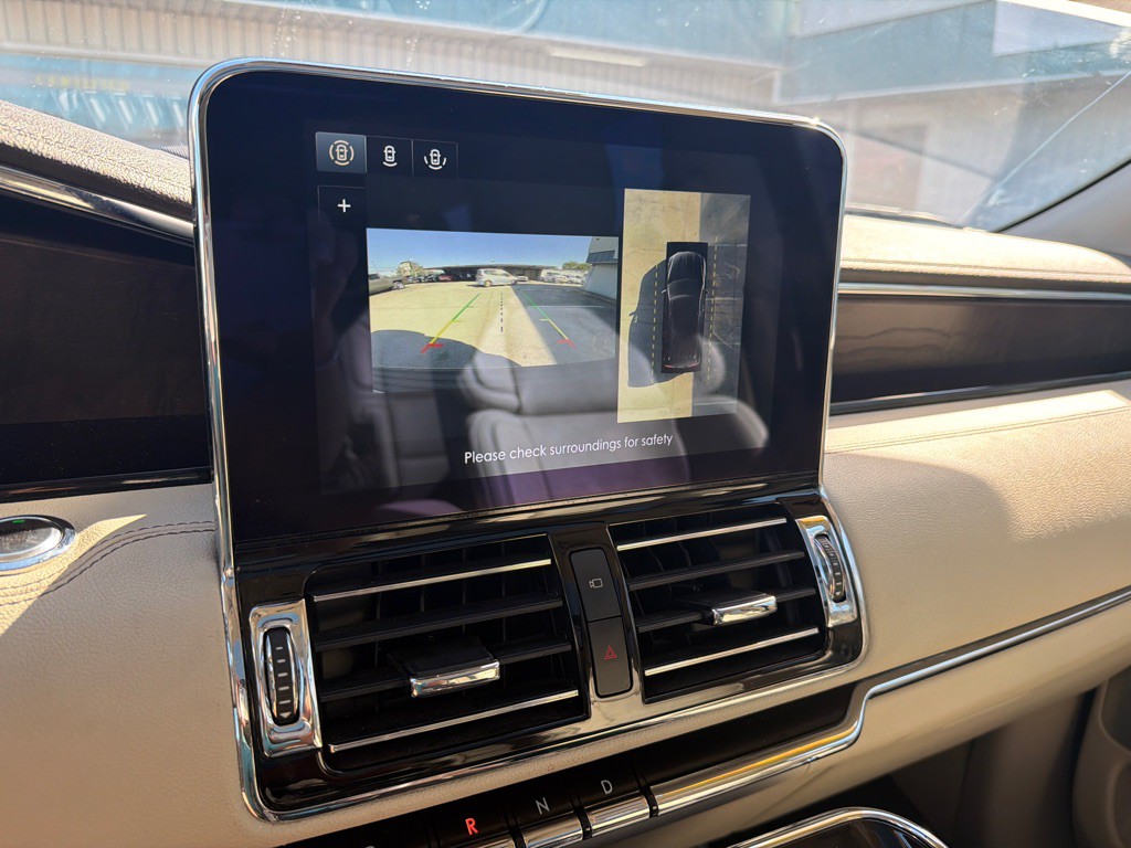 2020 Lincoln Navigator Image 19