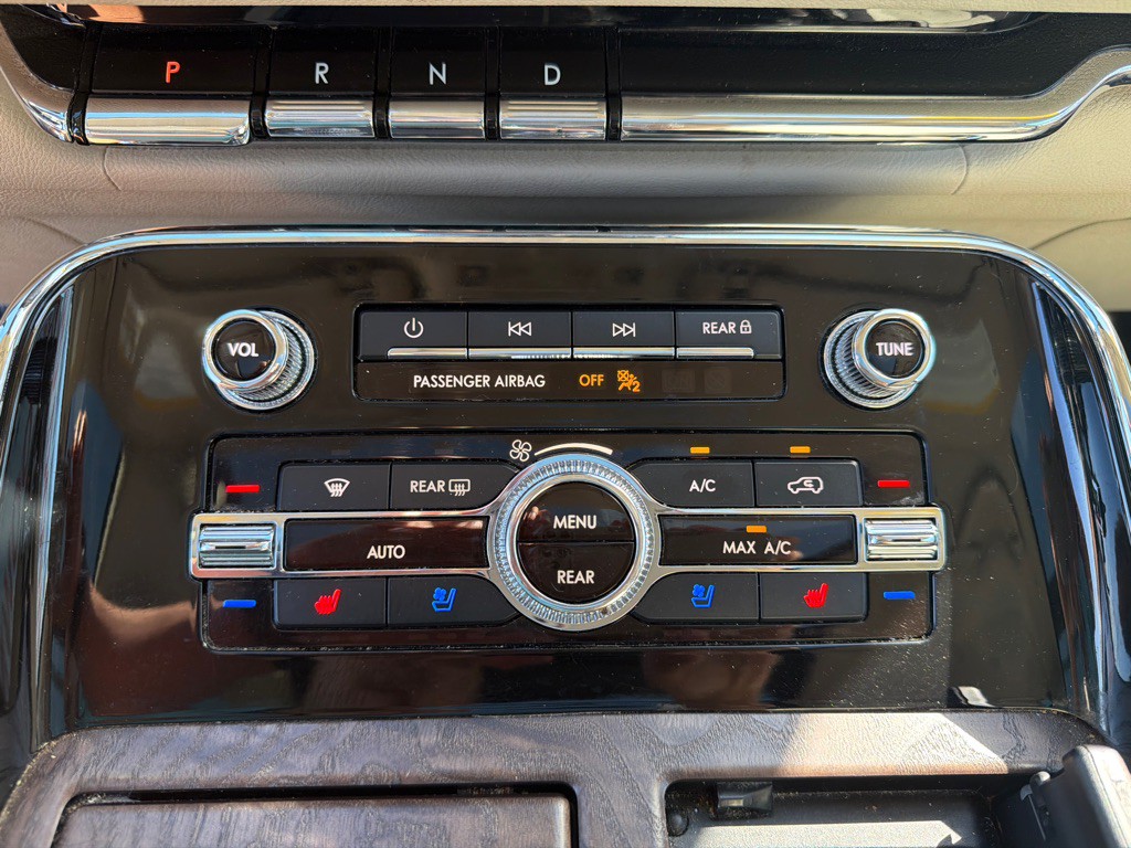 2020 Lincoln Navigator Image 21