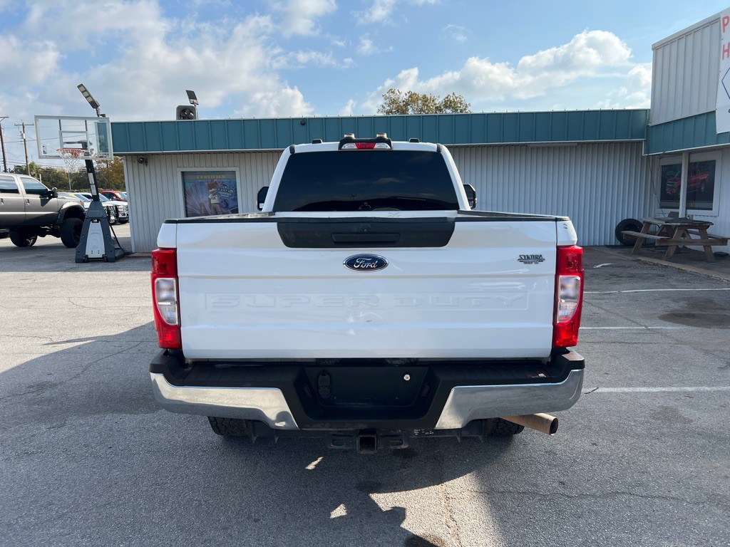 2022 Ford F-250 Image 4