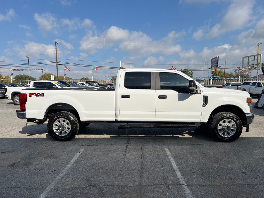 2022 Ford F-250 Image 6