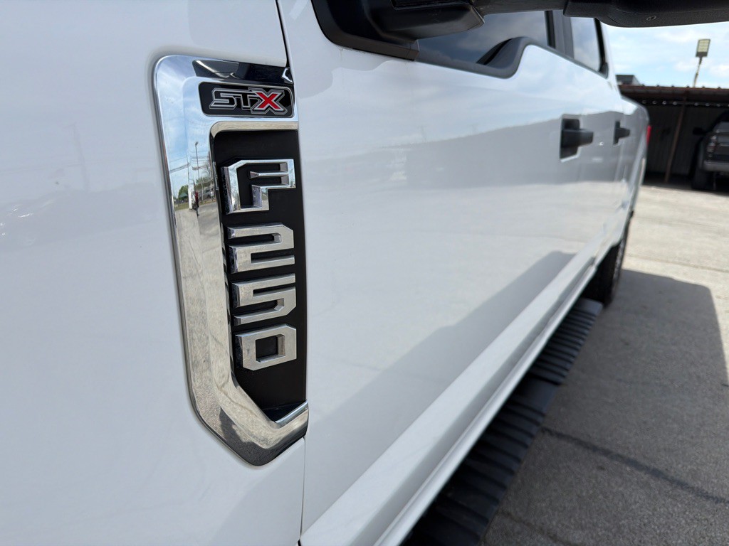2022 Ford F-250 Image 9