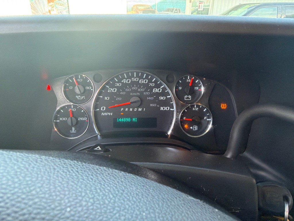 2019 Chevrolet Express Image 11