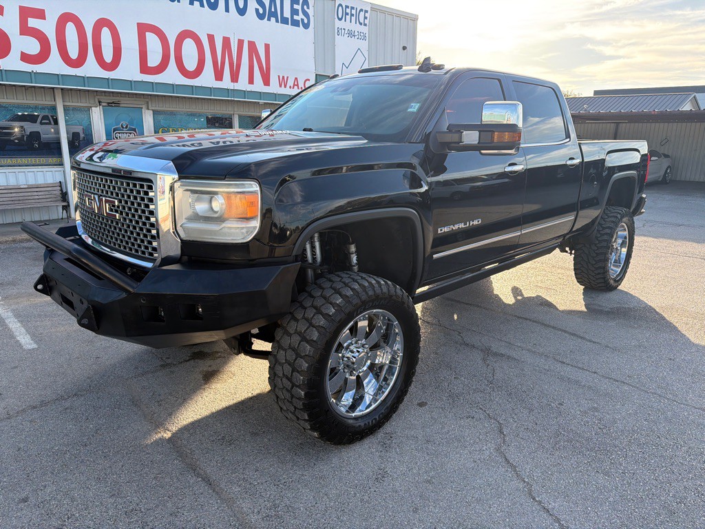 2015 GMC Sierra Image 1