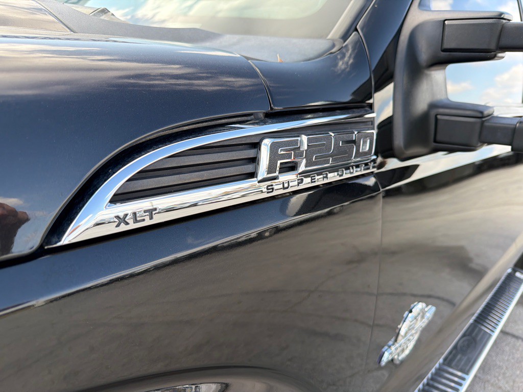 2015 Ford F-250 Image 10