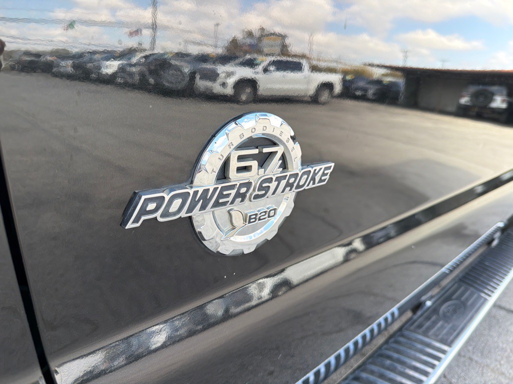 2015 Ford F-250 Image 11