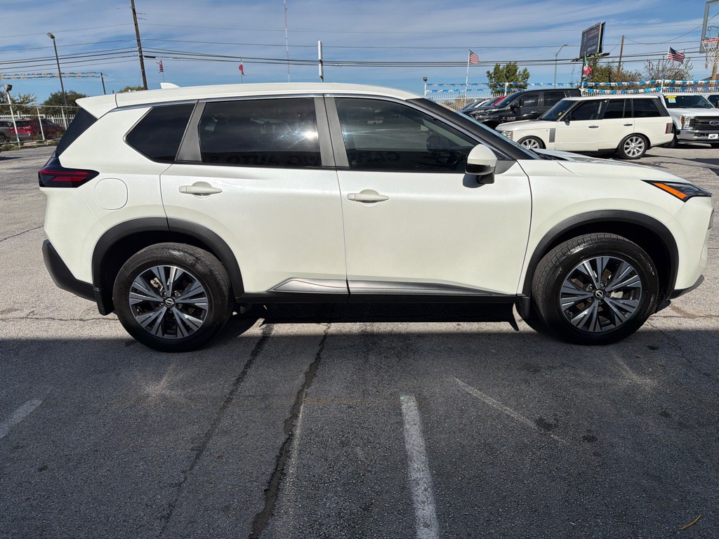 2022 Nissan Rogue Image 6