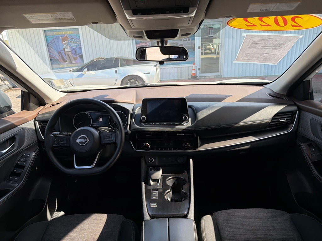 2022 Nissan Rogue Image 12