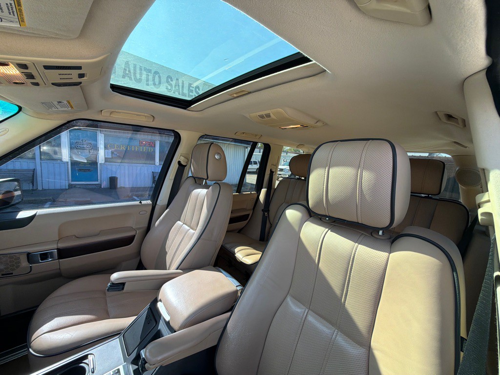 2009 Land Rover Range Rover Image 12