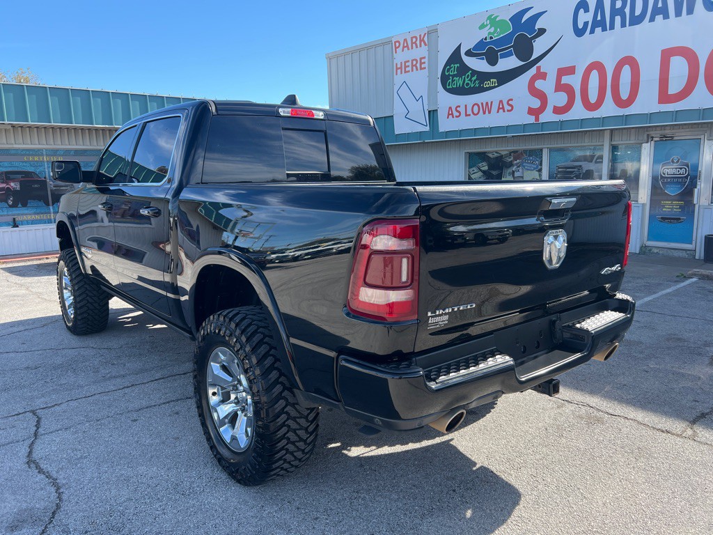 2019 RAM 1500 Image 3