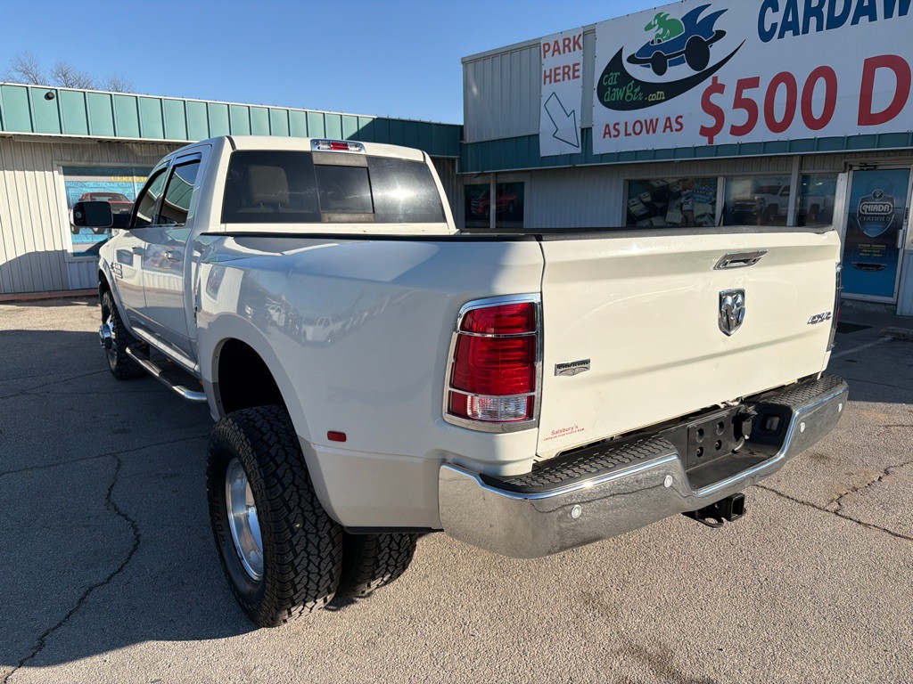 2016 RAM 3500 Image 3