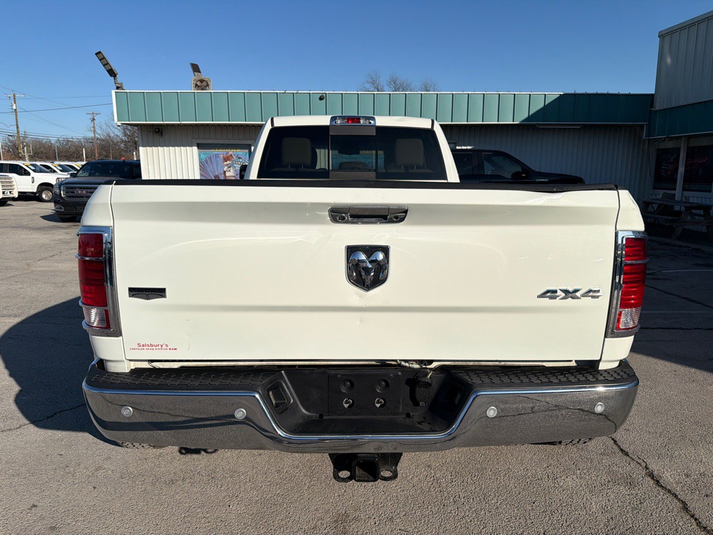 2016 RAM 3500 Image 4