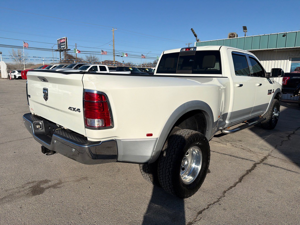 2016 RAM 3500 Image 5