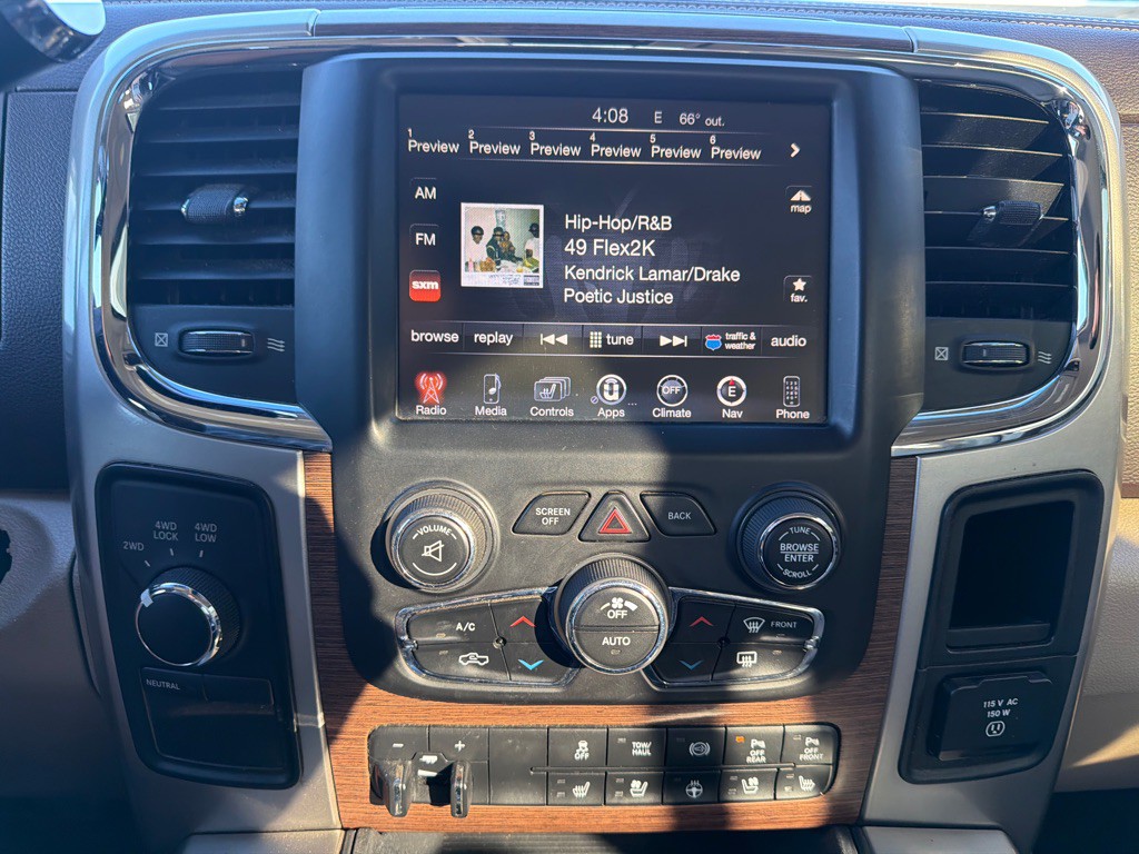 2016 RAM 3500 Image 17