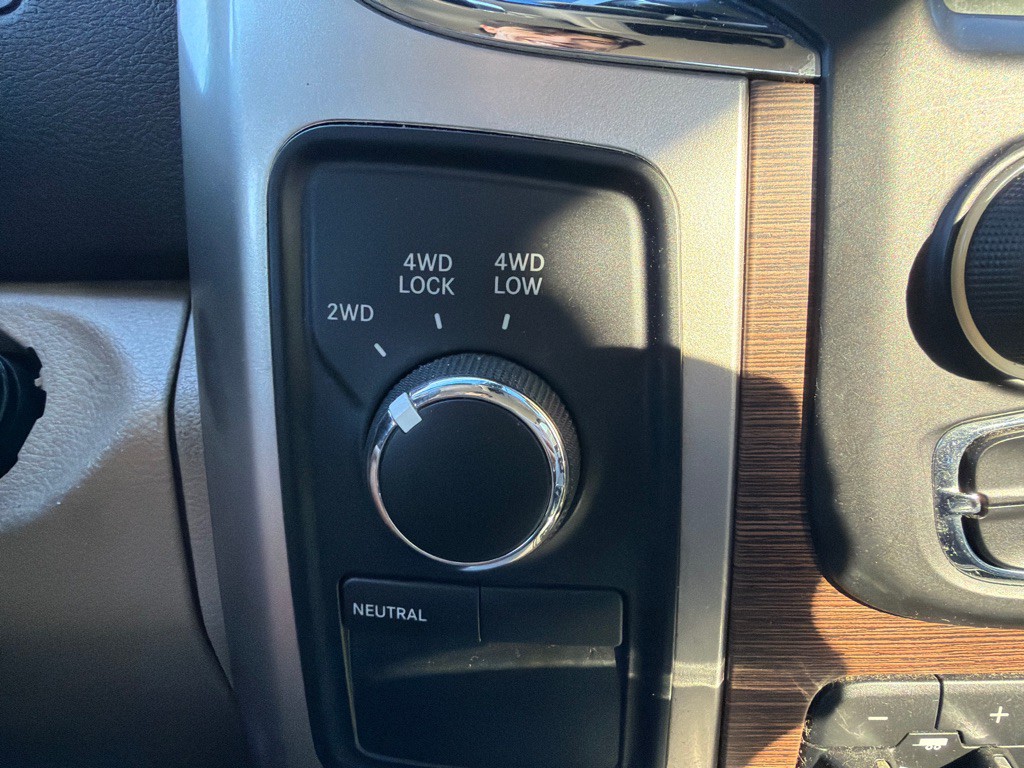 2016 RAM 3500 Image 18