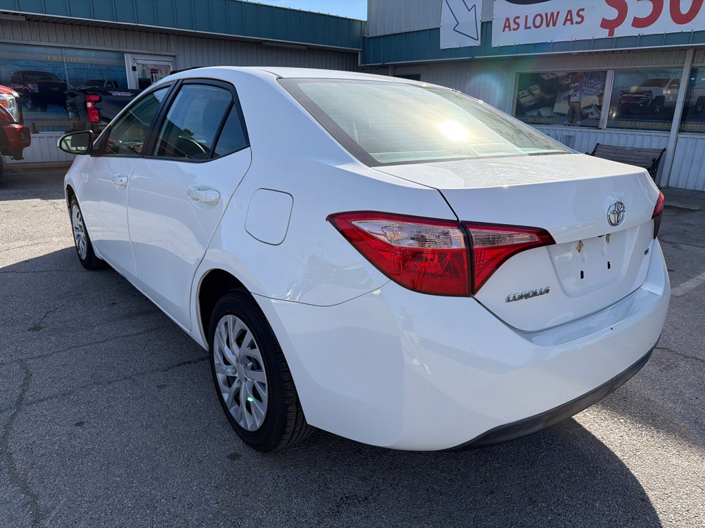 2018 Toyota Corolla Image 3